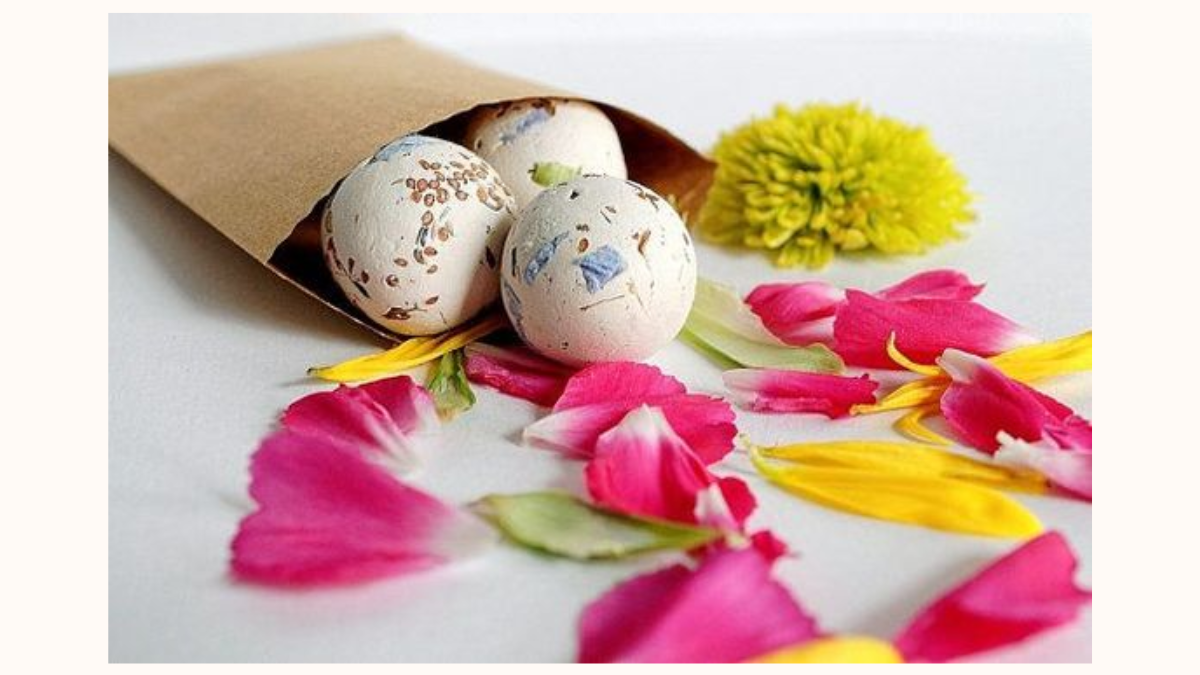 Reuse & craft - Seed Bombs