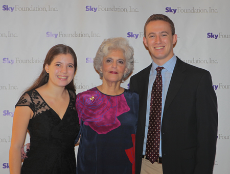 mfp 7e28817bb357ad6ca335b928df5ecb17sheila with grandkids3